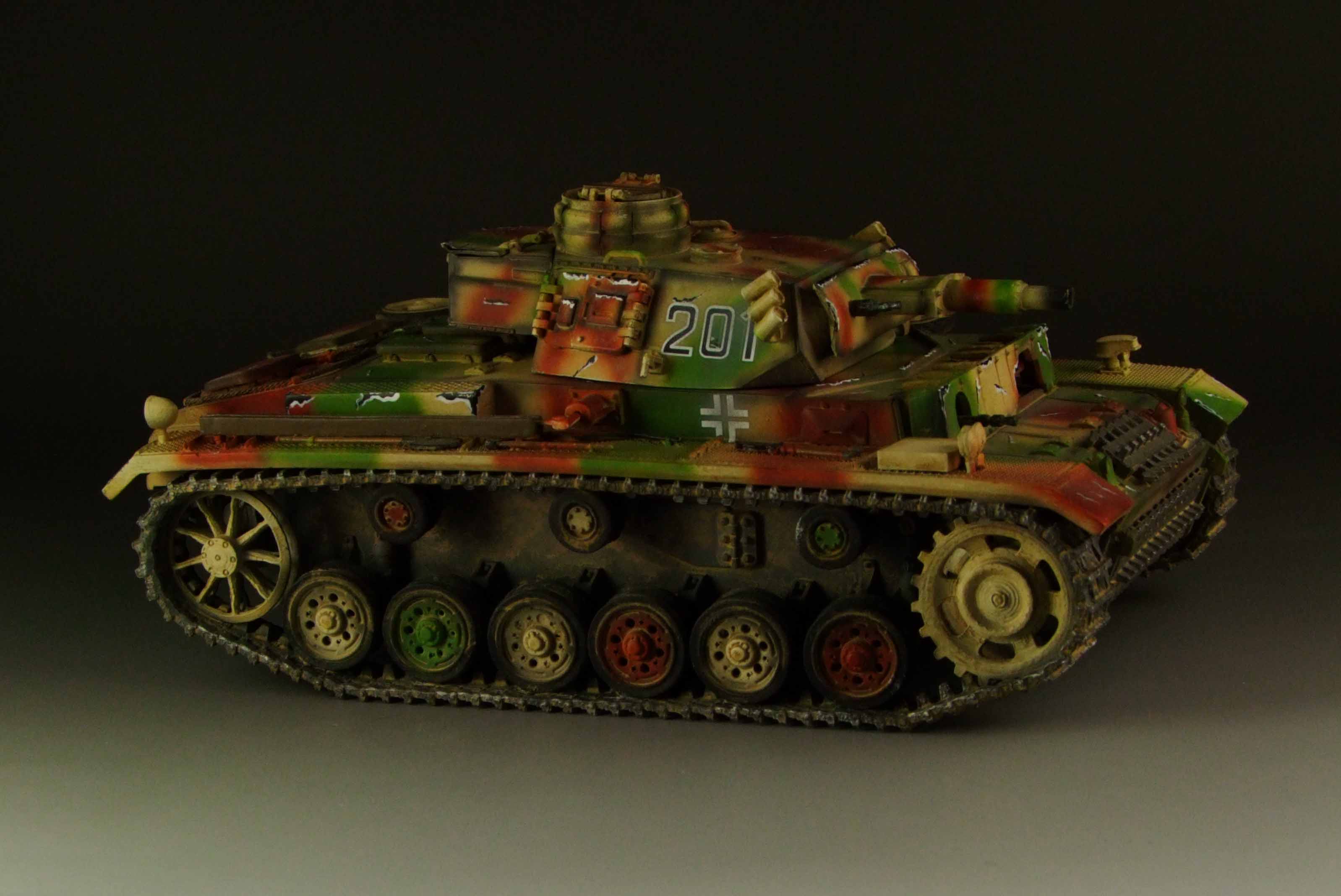 Panzer III Ausf L tri-color camouflage