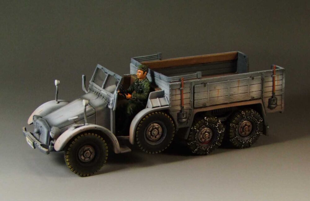 G009 WW2 German Krupp Protze truck Kfz 70 with driver winter version top included - Image 4
