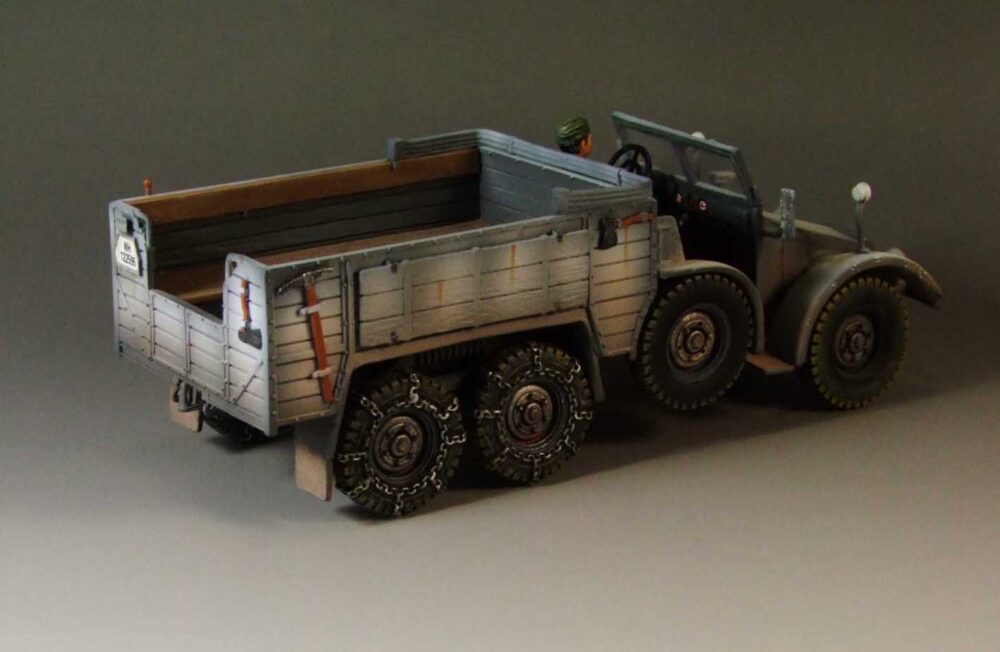 G009 WW2 German Krupp Protze truck Kfz 70 with driver winter version top included - Image 2