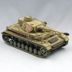 G028 WW2 German Panzer IV Ausf. G with metal tracks and wheels DAK version
