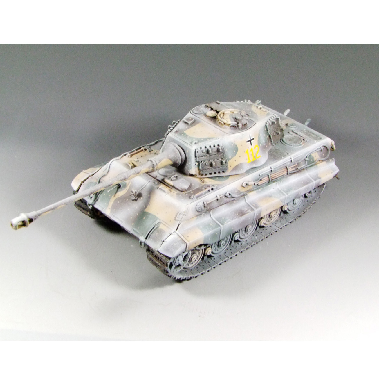 1/30 WW2 German Tank King Tiger winter version by Collectors Showcases - Image 4